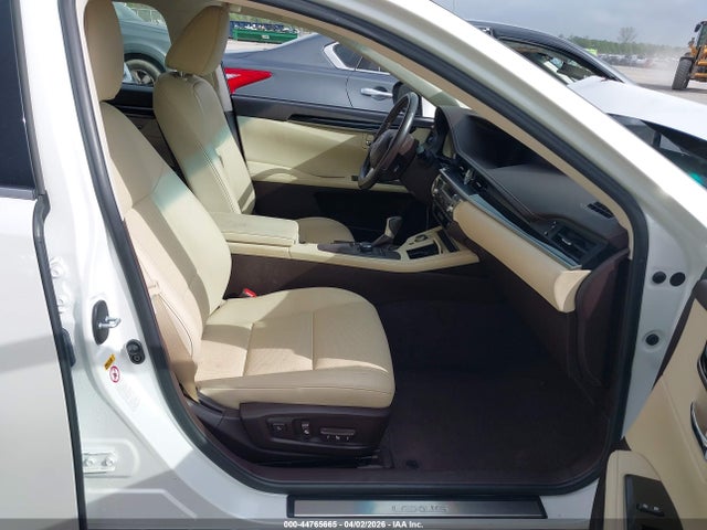 Продажа на аукционе авто 2016 Lexus Es 350, vin: JTHBK1GGXG2241413, номер лота: 44765665