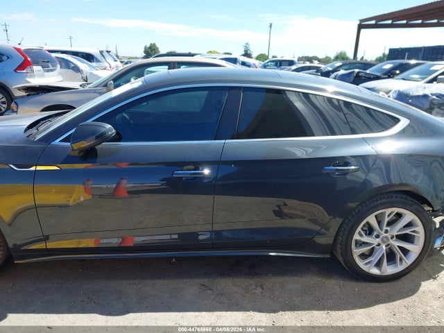Продаж на аукціоні авто 2020 Audi A5 Sportback Premium Plus 45 Tfsi Quattro S Tronic, vin: WAUCNCF56LA019618, номер лоту: 44765668