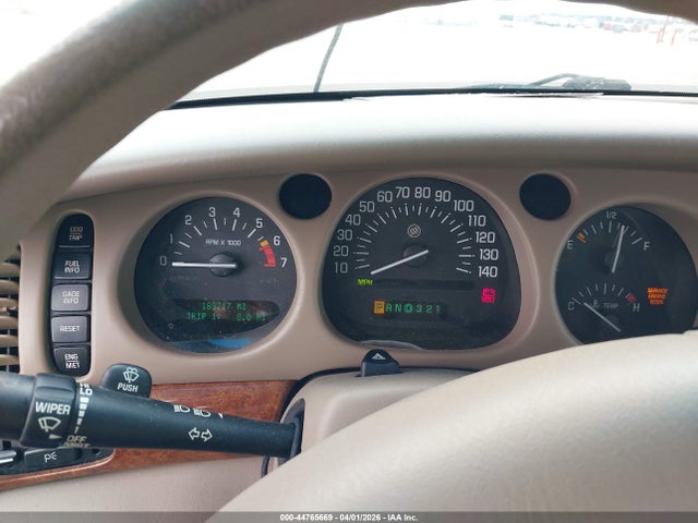 44765669 :رقم المزاد ، 1G4HR54K6YU309005 vin ، 2000 Buick Lesabre Limited مزاد بيع