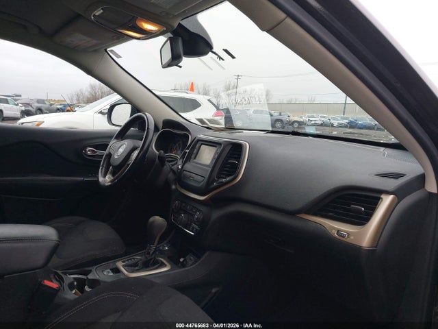 Продажа на аукционе авто 2015 Jeep Cherokee Latitude, vin: 1C4PJMCBXFW749183, номер лота: 44765683