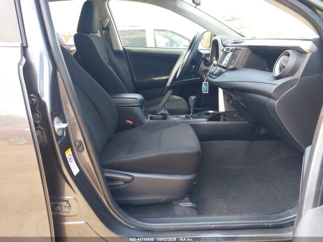 2016 TOYOTA RAV4 JTMZFREV6GJ094047 Photo 4