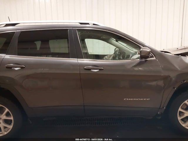 2017 Jeep Cherokee Latitude 4x4 მანქანა იყიდება აუქციონზე, vin: 1C4PJMCB7HW605416, აუქციონის ნომერი: 44765713