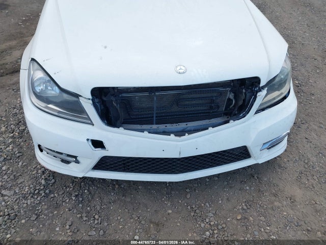 Aukcja sprzedaży 2014 Mercedes-benz C-class C 250 Sport, vin: WDDGF4HB1EG187151, numer aukcji: 44765723
