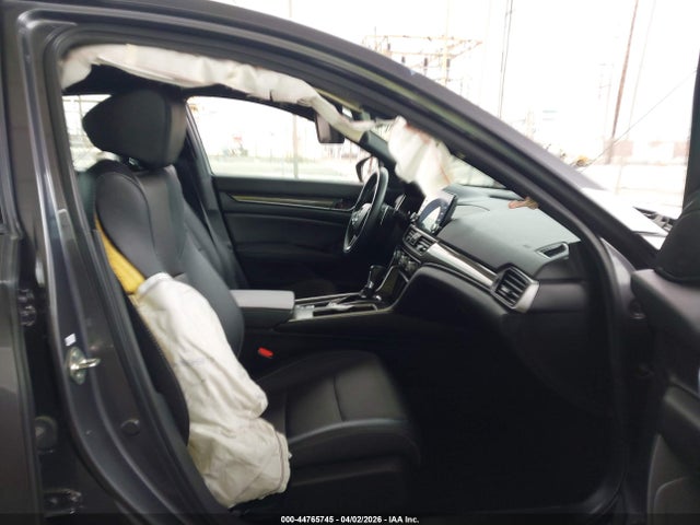 1HGCV1F34KA125569 Honda Accord Sport