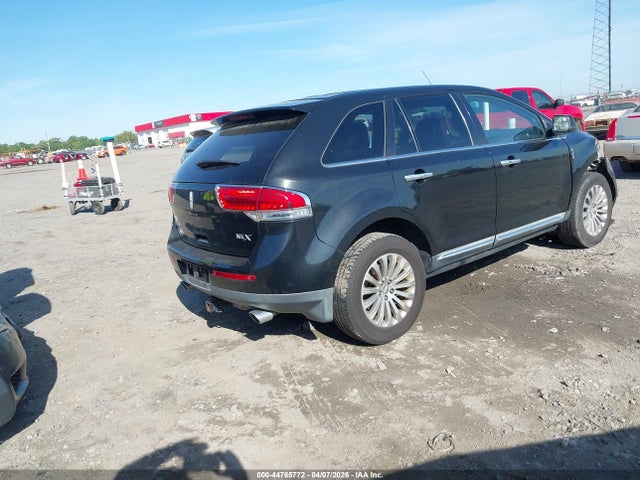 44765772 :رقم المزاد ، 2LMDJ6JK8BBJ03623 vin ، 2011 Lincoln Mkx مزاد بيع