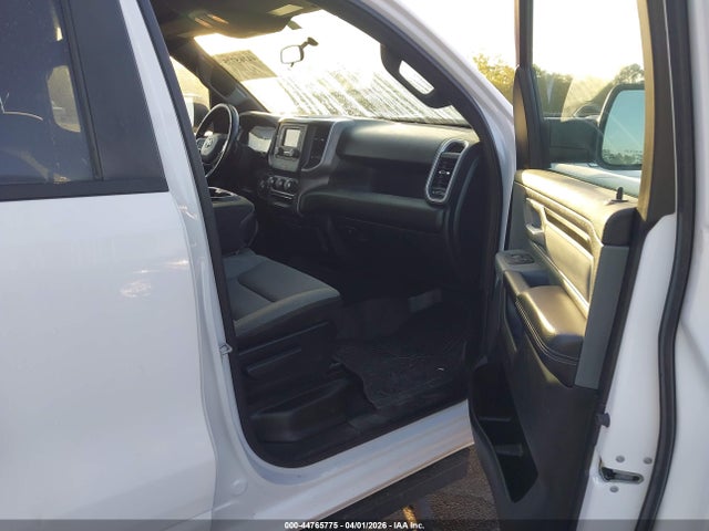 2021 Ram 1500 Big Horn  4x2 5'7 Box მანქანა იყიდება აუქციონზე, vin: 1C6RREFG3MN544863, აუქციონის ნომერი: 44765775