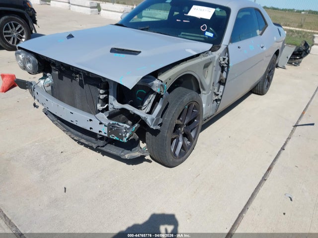 Dodge Challenger Sxt 2020 2C3CDZAG2LH210993 Image 2