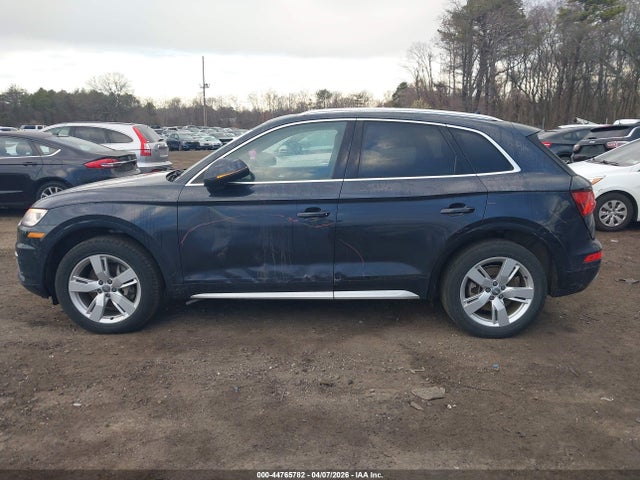 Продажа на аукционе авто 2018 Audi Q5 2.0t Premium/2.0t Tech Premium, vin: WA1BNAFY2J2209804, номер лота: 44765782