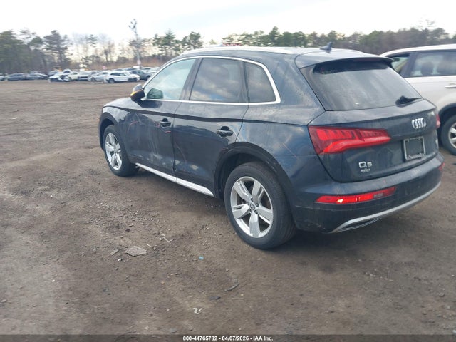2018 AUDI Q5 WA1BNAFY2J2209804 Photo 2