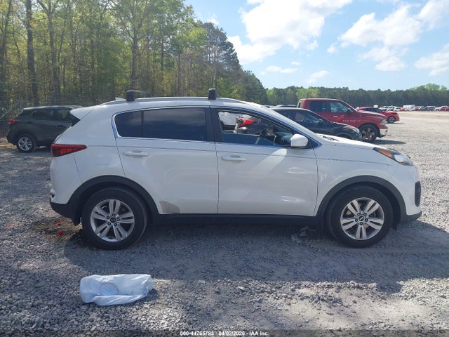 Продажа на аукционе авто 2017 Kia Sportage Lx, vin: KNDPM3AC4H7080340, номер лота: 44765783