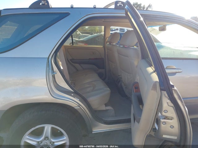 44765790 :رقم المزاد ، JT6HF10UXX0071248 vin ، 1999 Lexus Rx 300 مزاد بيع
