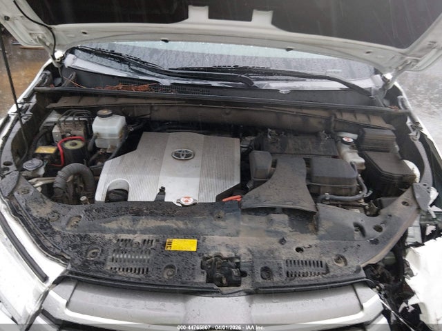 5TDJGRFHXKS063544 Toyota Highlander Hybrid Xle