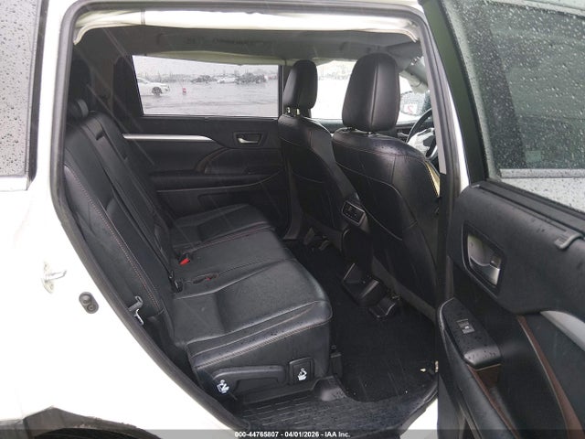 5TDJGRFHXKS063544 Toyota Highlander Hybrid Xle
