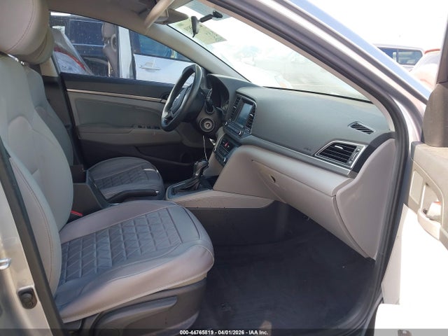 Hyundai ELANTRA SE 2017 5NPD84LF8HH066960 Image 5