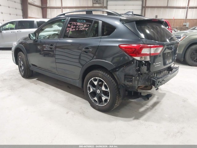 2018 SUBARU CROSSTREK JF2GTADCXJH302335 Photo 2