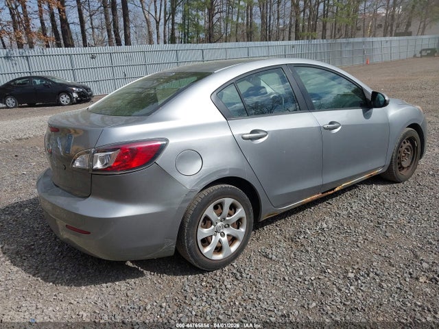 2013 MAZDA MAZDA3 JM1BL1TG5D1800842 Photo 3