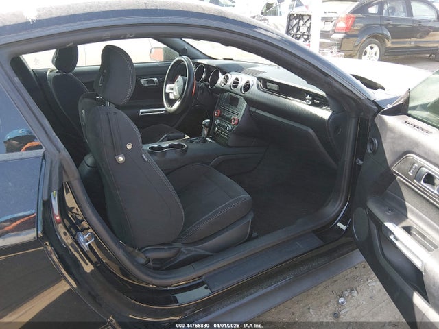 Ford Mustang Ecoboost 2018 1FA6P8TH3J5135215 Image 5