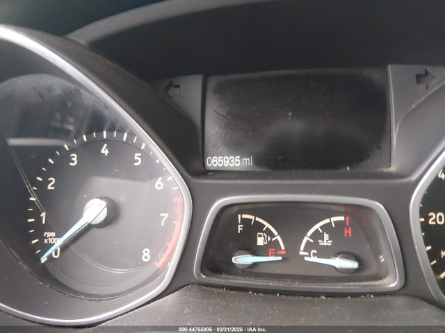 1FMCU0HD7KUB79282 Ford ESCAPE SEL