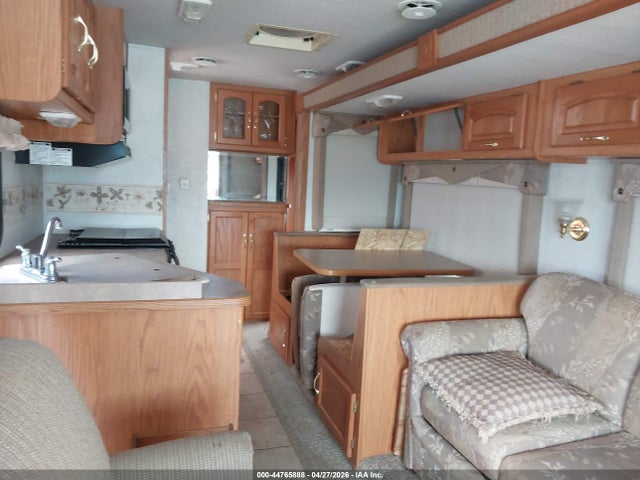 2004 Workhorse Custom Chassis Motorhome Chassis W22 მანქანა იყიდება აუქციონზე, vin: 5B4MP67G243379208, აუქციონის ნომერი: 44765888
