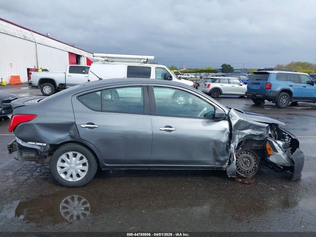 3N1CN7AP2JL808411 Nissan Versa 1.6 Sv