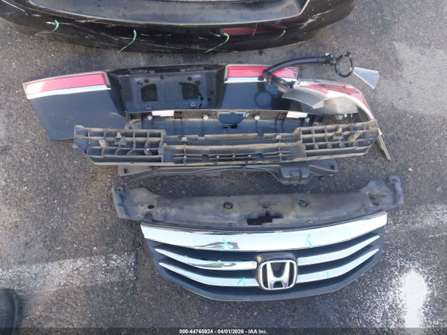 2011 Honda Accord 2.4 Se მანქანა იყიდება აუქციონზე, vin: 1HGCP2F62BA139416, აუქციონის ნომერი: 44765924