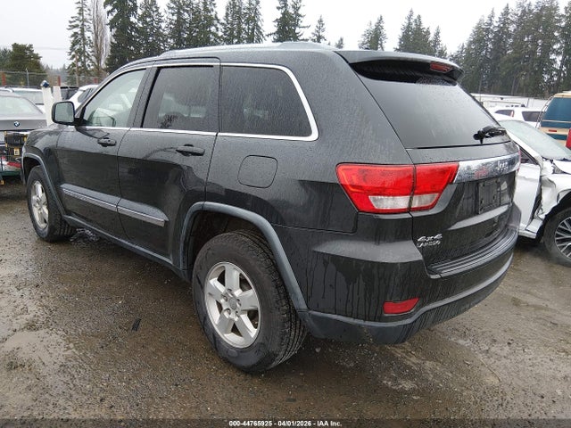 2011 JEEP GRAND CHEROKEE 1J4RR4GG3BC615368 Photo 2
