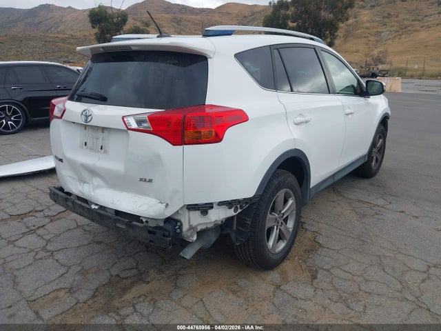 2015 TOYOTA RAV4 JTMWFREV6FD075417 Photo 3