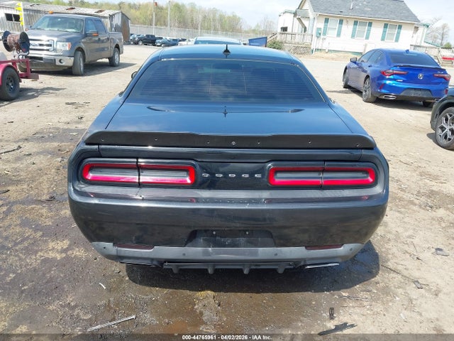 2015 Dodge Challenger R/t მანქანა იყიდება აუქციონზე, vin: 2C3CDZAT9FH712787, აუქციონის ნომერი: 44765961