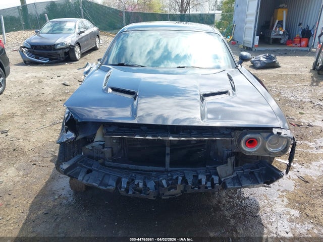 2015 Dodge Challenger R/t მანქანა იყიდება აუქციონზე, vin: 2C3CDZAT9FH712787, აუქციონის ნომერი: 44765961
