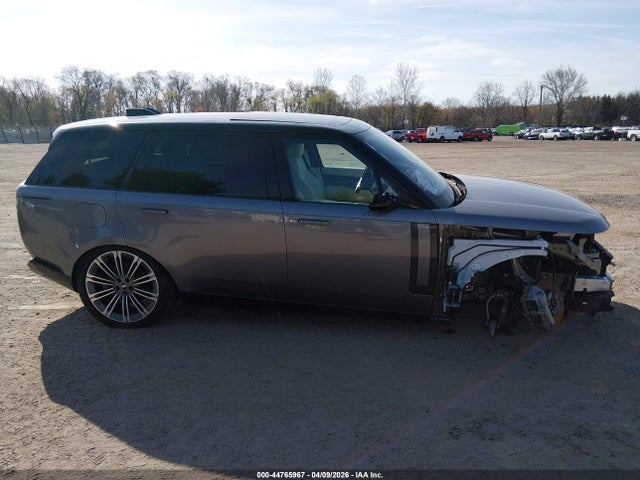 SALKPBFU3SA274244 Land Rover Range Rover P400 Se 7 Seat