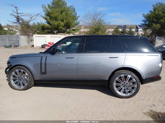 SALKPBFU3SA274244 Land Rover Range Rover P400 Se 7 Seat