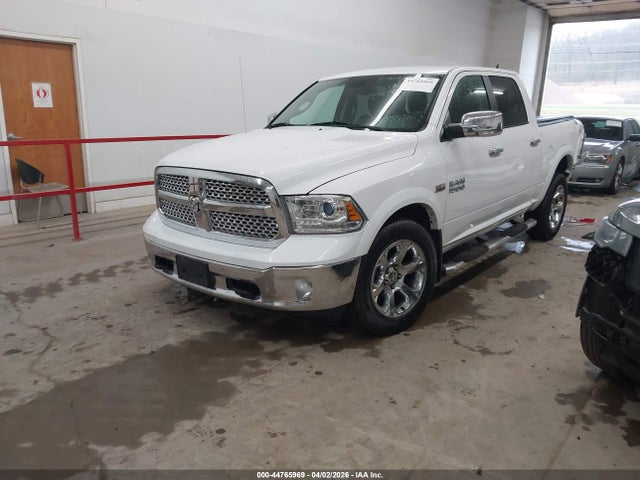 44765969 :رقم المزاد ، 1C6RR7NT3HS518393 vin ، 2017 Ram 1500 Laramie  4x4 5'7 Box مزاد بيع