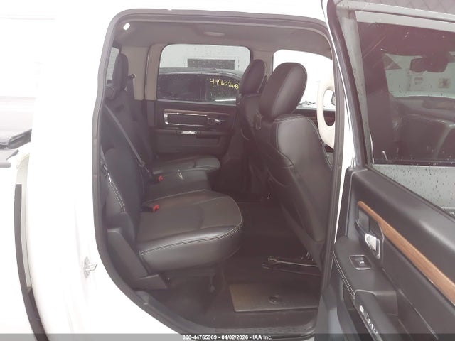 44765969 :رقم المزاد ، 1C6RR7NT3HS518393 vin ، 2017 Ram 1500 Laramie  4x4 5'7 Box مزاد بيع