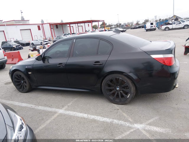 2007 Bmw M5 მანქანა იყიდება აუქციონზე, vin: WBSNB93507CX07063, აუქციონის ნომერი: 44765975