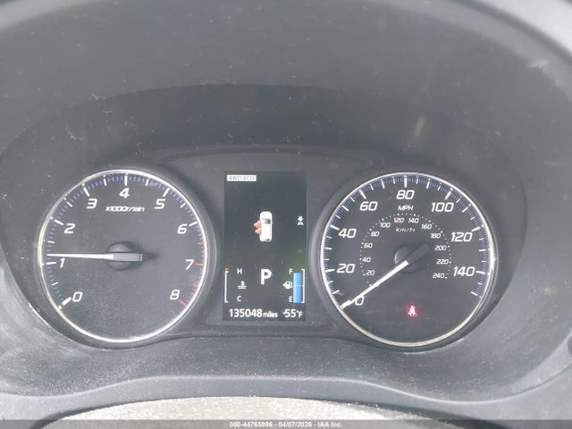 JA4AZ2A39HZ032204 Mitsubishi Outlander Es