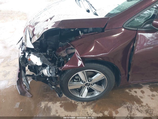 KIA FORTE LX 2018 3KPFL4A77JE271120 Image 18