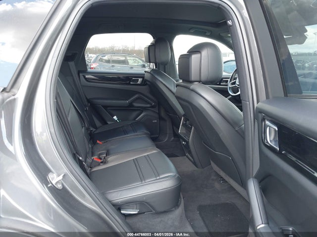 2021 PORSCHE CAYENNE WP1AA2AY6MDA00132 Photo 7