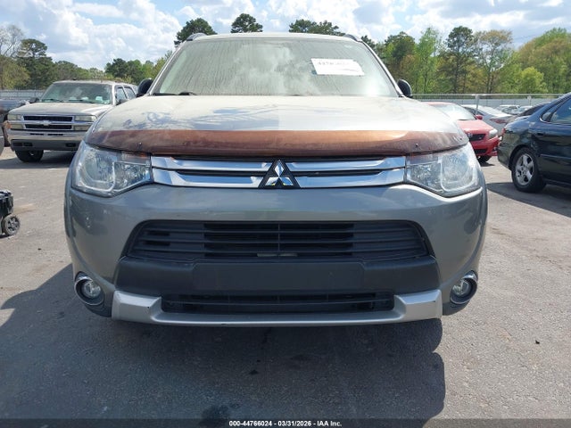 Продаж на аукціоні авто 2015 Mitsubishi Outlander Se, vin: JA4AD3A38FZ002029, номер лоту: 44766024
