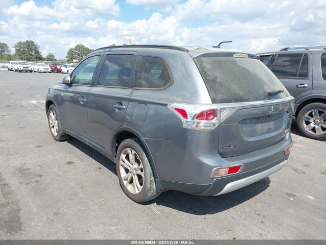 Продаж на аукціоні авто 2015 Mitsubishi Outlander Se, vin: JA4AD3A38FZ002029, номер лоту: 44766024