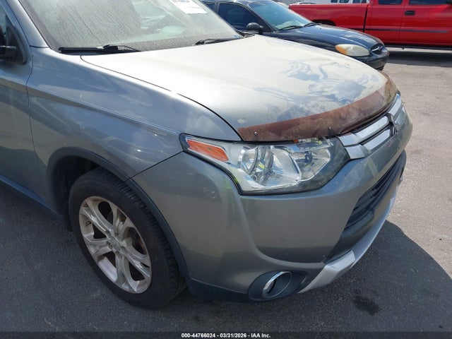 Продаж на аукціоні авто 2015 Mitsubishi Outlander Se, vin: JA4AD3A38FZ002029, номер лоту: 44766024