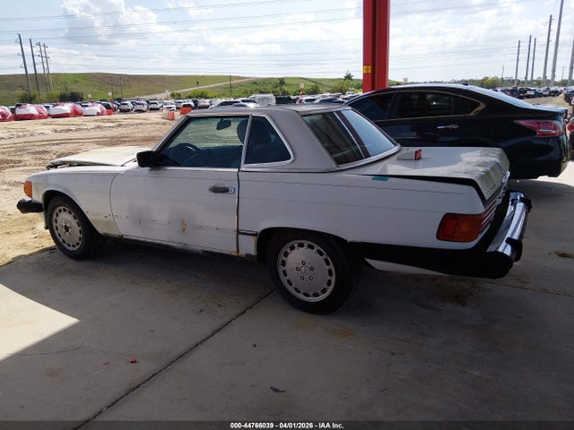 Продаж на аукціоні авто 1987 Mercedes-benz 560 Sl, vin: WDBBA48D7HA060446, номер лоту: 44766039