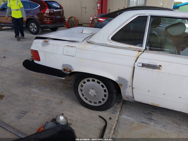 Продаж на аукціоні авто 1987 Mercedes-benz 560 Sl, vin: WDBBA48D7HA060446, номер лоту: 44766039