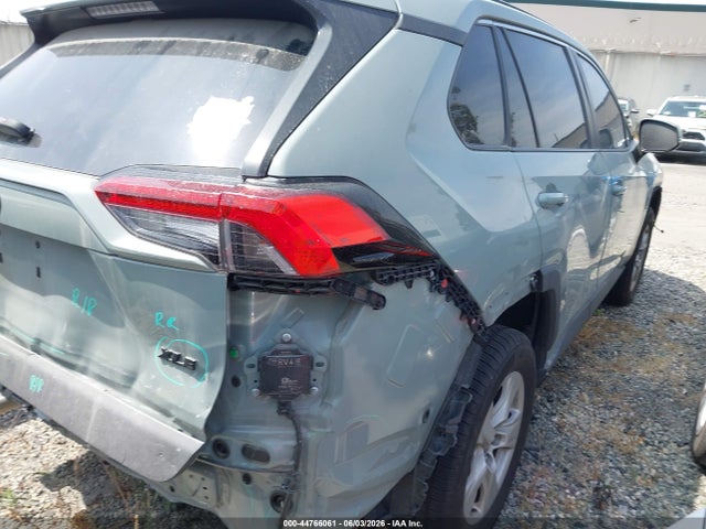 Продажа на аукционе авто 2021 Toyota Rav4 Xle, vin: 2T3W1RFV7MW111578, номер лота: 44766061