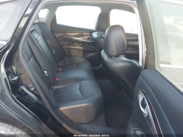 2015 Infiniti Q70 3.7 მანქანა იყიდება აუქციონზე, vin: JN1BY1AP2FM541851, აუქციონის ნომერი: 44766065