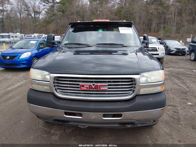 44766101 :رقم المزاد ، 1GTJK33152F226748 vin ، 2002 Gmc Sierra 3500 Sle مزاد بيع