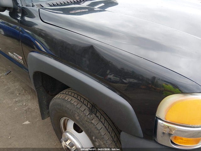 44766101 :رقم المزاد ، 1GTJK33152F226748 vin ، 2002 Gmc Sierra 3500 Sle مزاد بيع