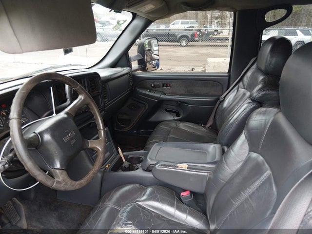44766101 :رقم المزاد ، 1GTJK33152F226748 vin ، 2002 Gmc Sierra 3500 Sle مزاد بيع