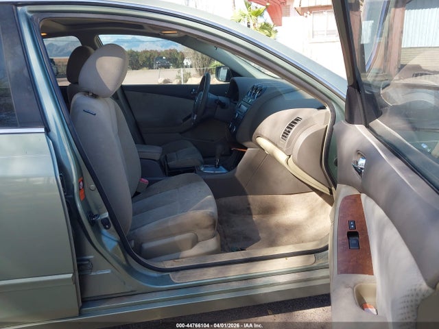44766104 :رقم المزاد ، 1N4AL21EX8N522110 vin ، 2008 Nissan Altima 2.5 S مزاد بيع