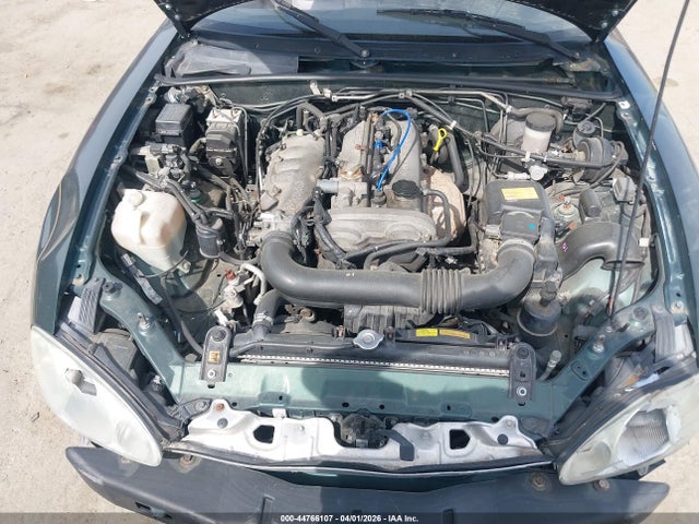 44766107 :رقم المزاد ، JM1NB353810218354 vin ، 2001 Mazda Mx-5 Miata Ls/special Edition مزاد بيع