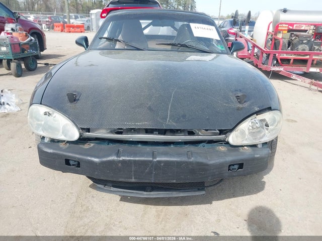 44766107 :رقم المزاد ، JM1NB353810218354 vin ، 2001 Mazda Mx-5 Miata Ls/special Edition مزاد بيع